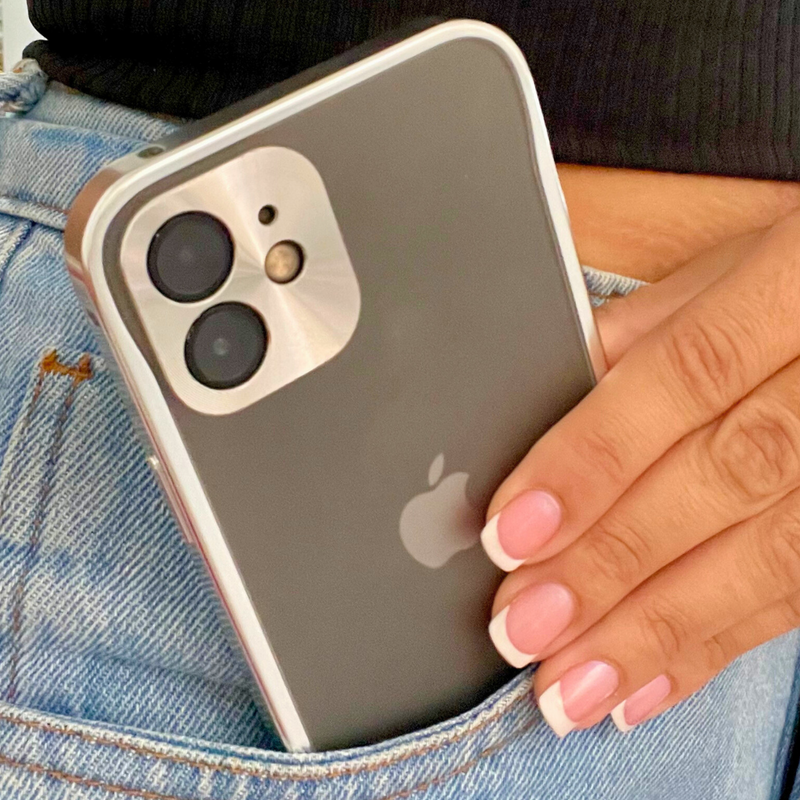 Funda iPhone Metal Protect: hecho de aluminio aeroespacial